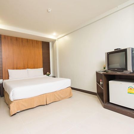 Tara Monte Hotel Bangkok Buitenkant foto